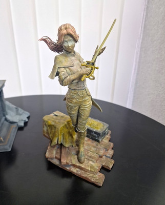 Maelle Custom Statue   Patina Edition   ca. 24 cm   handbemalt.