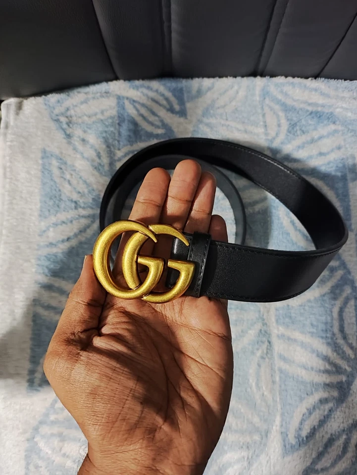 Cinturón Gucci ajustado para mujer pequeño dorado GG talla 90 cm EE. UU. 30/32 - EE. UU. libre de impuestos - Imagen 2 de 4