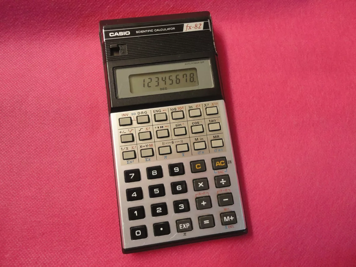 CALCULATRICE CASIO SCIENTIFIQUE FX82