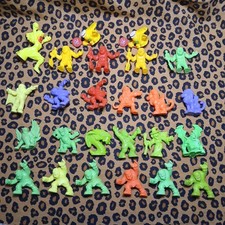  Lot of 25 Monster in my Pocket Figures Mixed Series Please Read Discription 