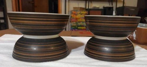 Vintage Corning/Pyrex Terra Berry Bowl #708 - Set of 4