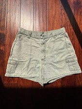 Vintage Lee 90  s Riveted Cargo High Waisted Multi Pocket Green Shorts Size 14