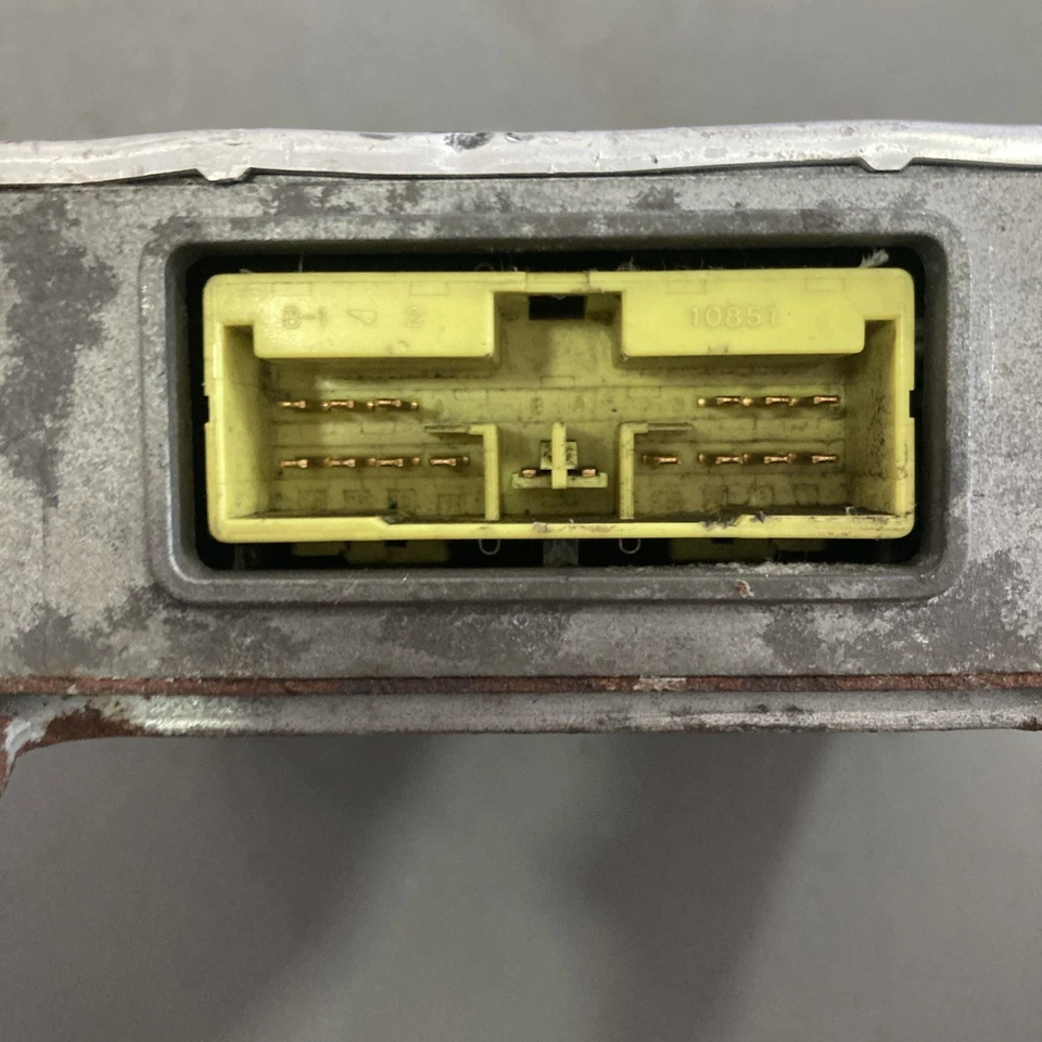 Módulo de control de bolsa Lexus ES300 1992-1993 89170-33010 Foto 3 de 4