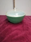VINTAGE PYREX 2-1/2 QUART MIXING BOWL WITH LID GREEN #403 NESTING OVENWARE BOWL