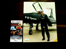 CHUCK YEAGER SPEED OF SOUND ACE PILOT SIGNED AUTO F20 TIGERSHARK PHOTO JSA  