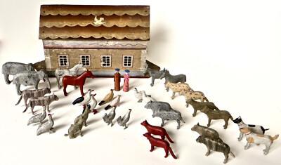 Late 19th Century Flat Bottom Toy Noah's Ark with 34 Figures