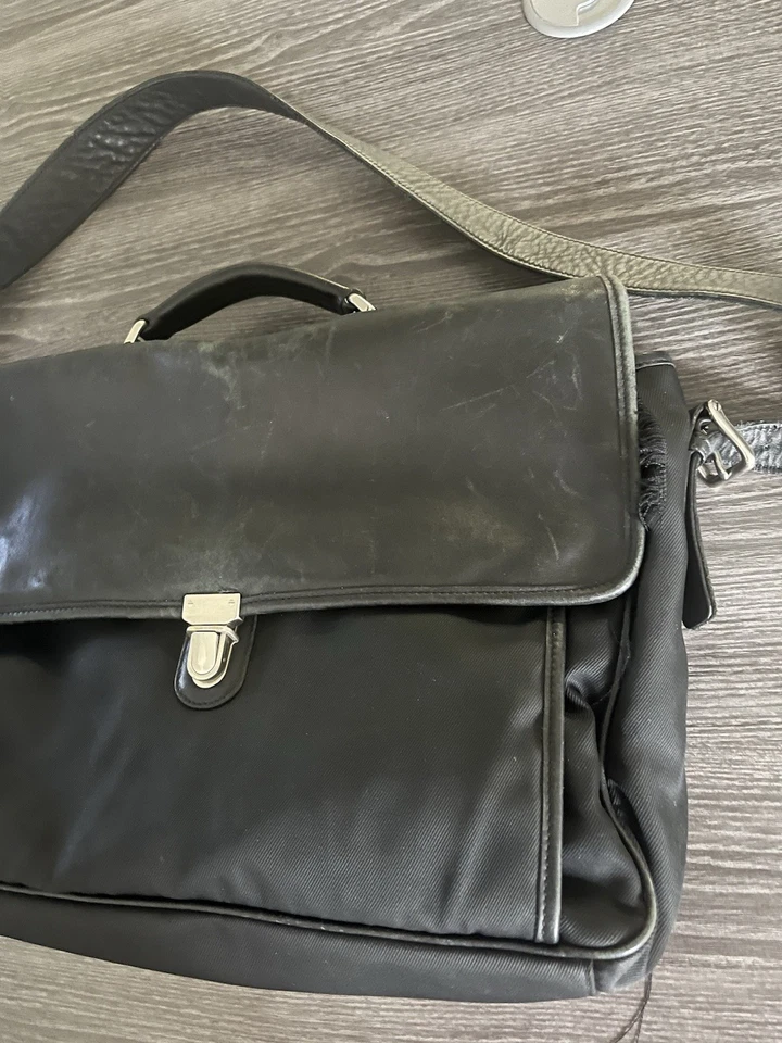 VINTAGE COACH 6456 LEXINGTON BLACK LEATHER TURNLOCK BRIEFCASE / MESSENGER BAG - Image 3 of 4