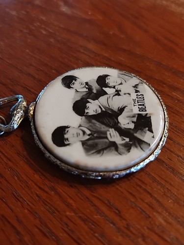 Beatles Vintage RARE MS Entertainment Medallion Pendant Fabulous 4 Signatures - 第 10/12 張圖片