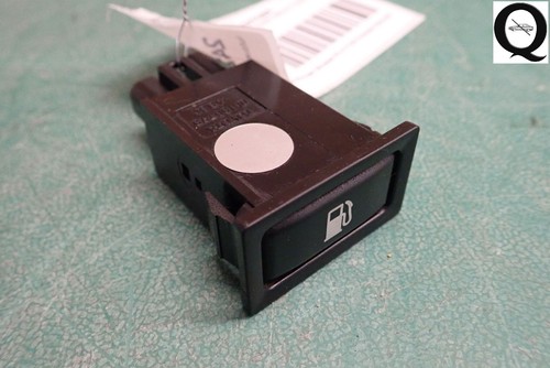 Schalter Tankklappenöffner Toyota T25