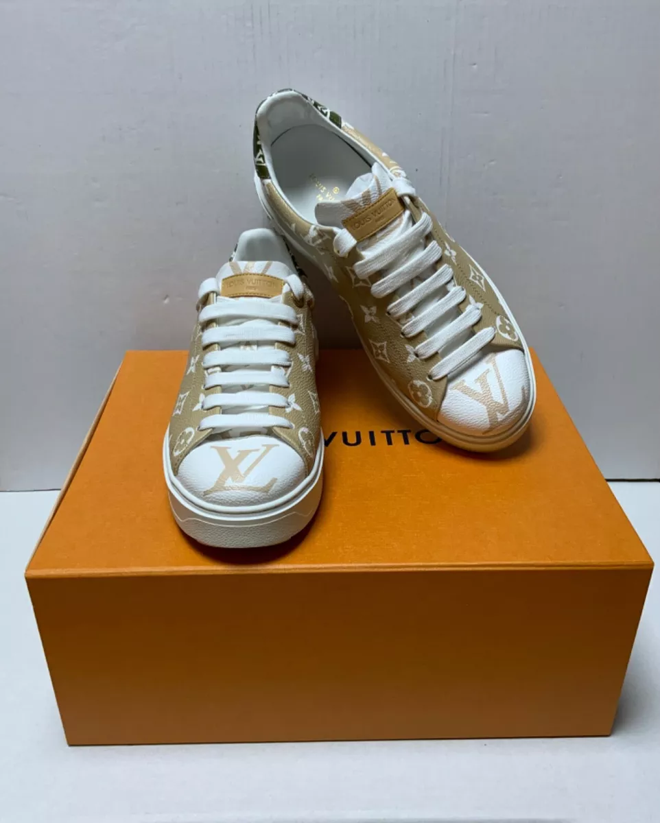 Louis Vuitton Time Out Sneaker Gold. Size 34.0