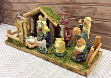 Vtg 10 Pc Nativity Scene Porcelain Figures Holy Fam Wood Stable Christmas Magic