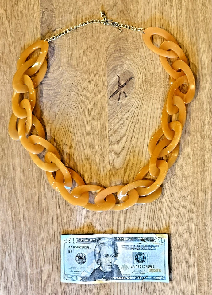 Colar de corrente KJL Kenneth Jay Lane grande laranja elos robustos resina leve - Imagem 4 de 4