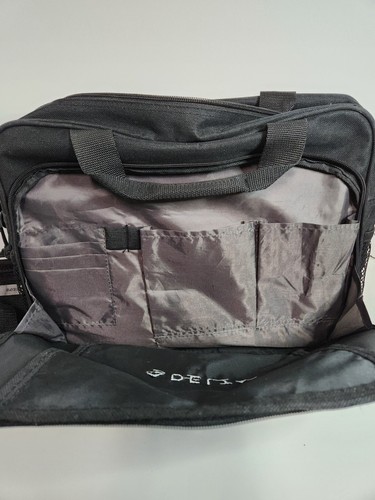Leeds "DELTA" messenger/ Laptop/ Shoulder bag w/adjustable strap black 15”x12” - Picture 4 of 12