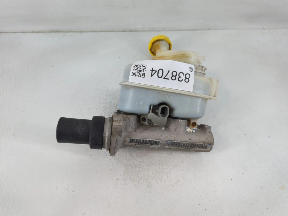 Dodge Caravan 1996-2000 cilindro maestro de freno RVUVT Foto 4 de 4