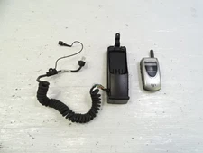 04 Mercedes R230 SL55 phone, motorola V60s flip telephone interface hands free q