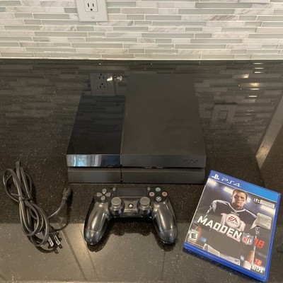 Sony Playstation 4 500GB Black Console PS4 CUH-1115A With One
