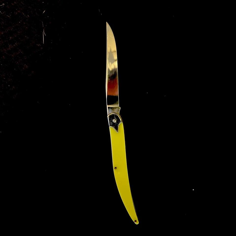 Palillo de dientes mediano Ka-bar asas amarillas con herrajes de bisagra de granero años 1930-40 ¡Como nuevo!! Foto 4 de 4