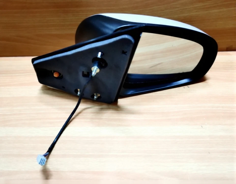 Nuevo espejo retrovisor genuino OEM adecuado para Suzuki Ertiga 2019-2024 Foto 2 de 4