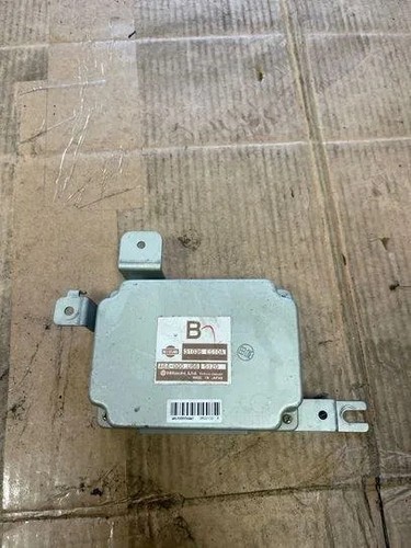 NISSAN X-TRAIL T30 Getriebesteuergerät 31036ES10A 2.50 Petrol 121kw 21511962