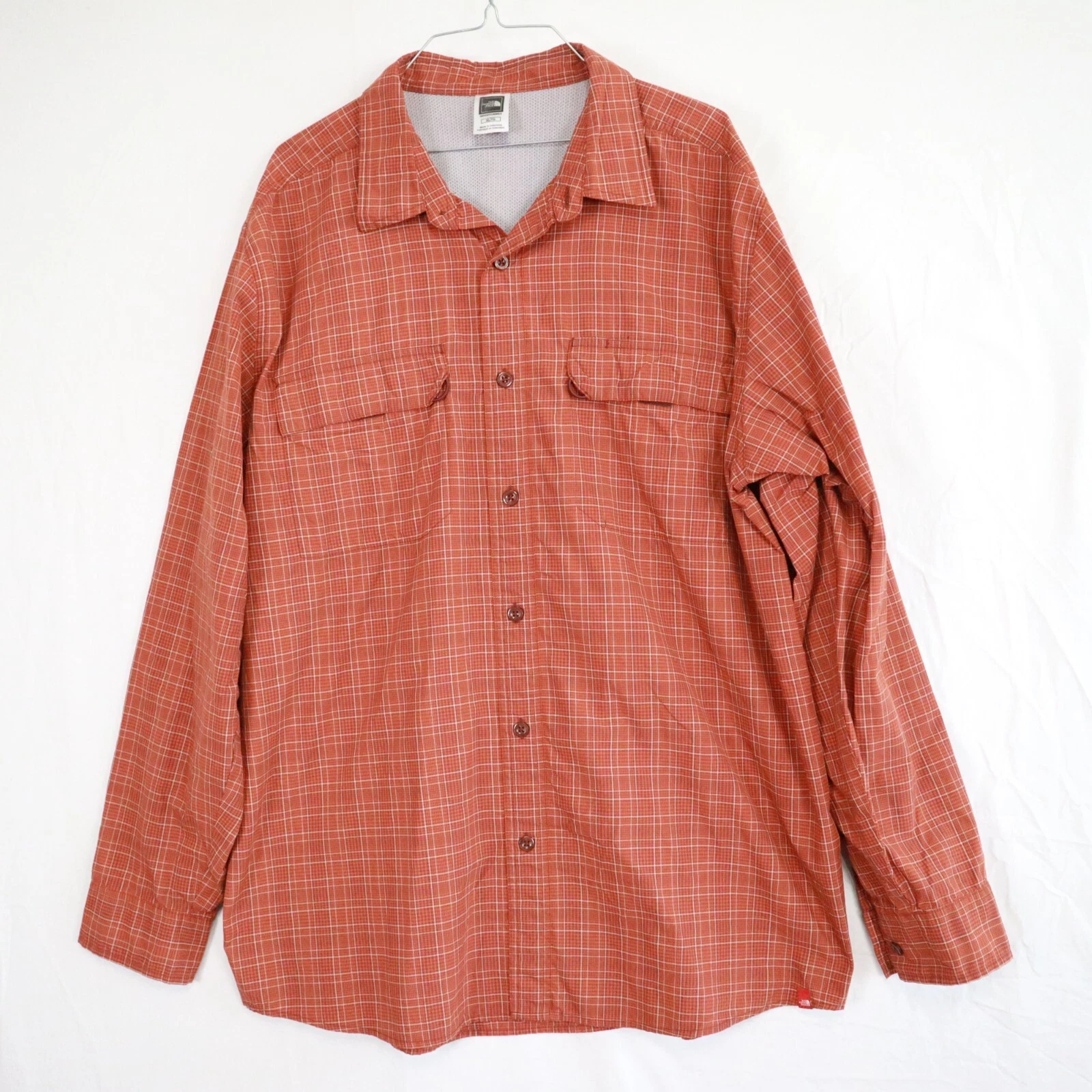 The North Face Shirt Mens XL Vented Hiking Flap Pocket Button Plaid Long Sleeve
