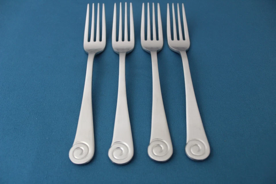 4 tenedores de ensalada Robert Welch AMONITA SATINADO 18/10 acero inoxidable China NUEVO 6 3/4" Foto 2 de 4