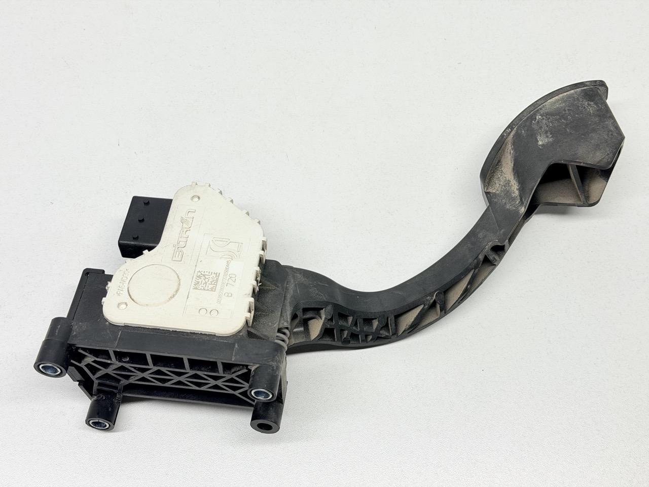 PEDALE ACCELERATORE PER FIAT Panda VAN Serie 5185209000 (12>)