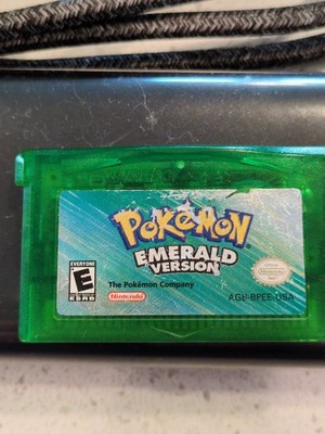 Pokemon Emerald (Nintendo GBA)