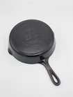 Vintage Griswold Cast Iron Skillet no. 7