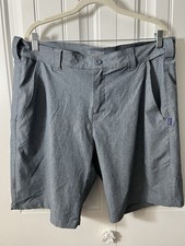 Huk Shorts Mens XL Gray Performance Fabrics Outdoor Lightweight Fishing Logo EUC