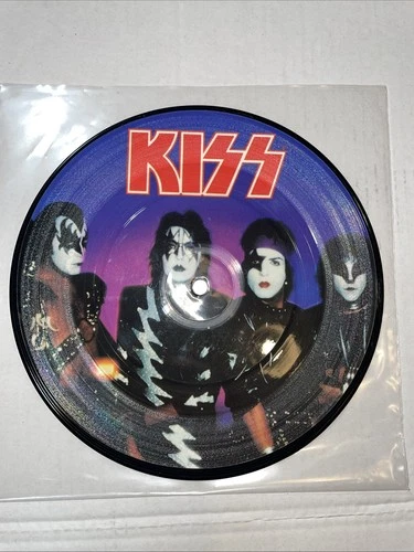 KISS. .. A WORLD WITHOUT HEROES - 7” 1981 Picture Disc Vgc+