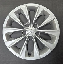 Wheel Cover Hubcap For 2015-2017 Toyota Camry  16" Silver 61175 (1-Piece) Used