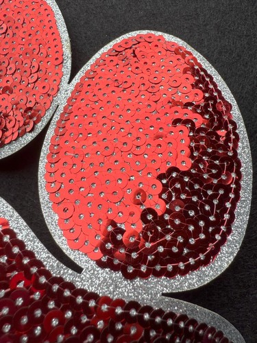 ā¤ļøš¾ Red Sequin Paw Patch ā 10" x 9.5" Sparkling Glitter Iron-On Appplique - Picture 4 of 7