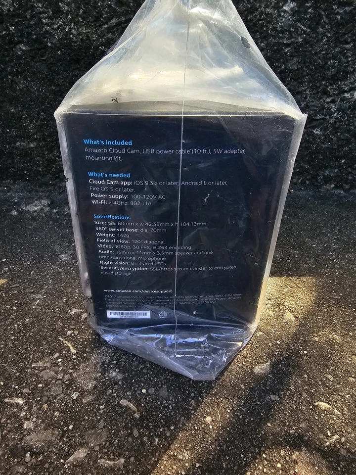 NEW (sealed) Amazon Cloud Cam 1080p HD Indoor Security Camera (BLANK TAB) - Image 2 of 4