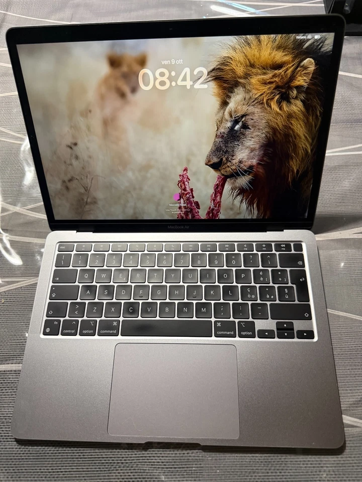 Apple MacBook Air 13" M1 · 8GB · 256GB, foto 1 di 4