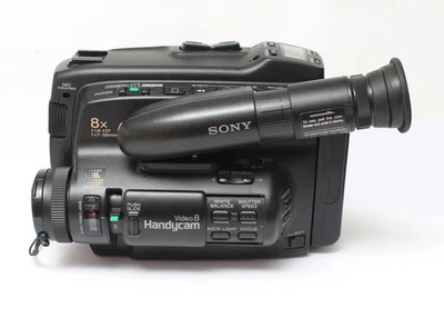 SONY CCD-TR50E VIDEO 8 HANDYCAM. Ungeprüft Defekt!  Nr.42 - Bild 1 von 4