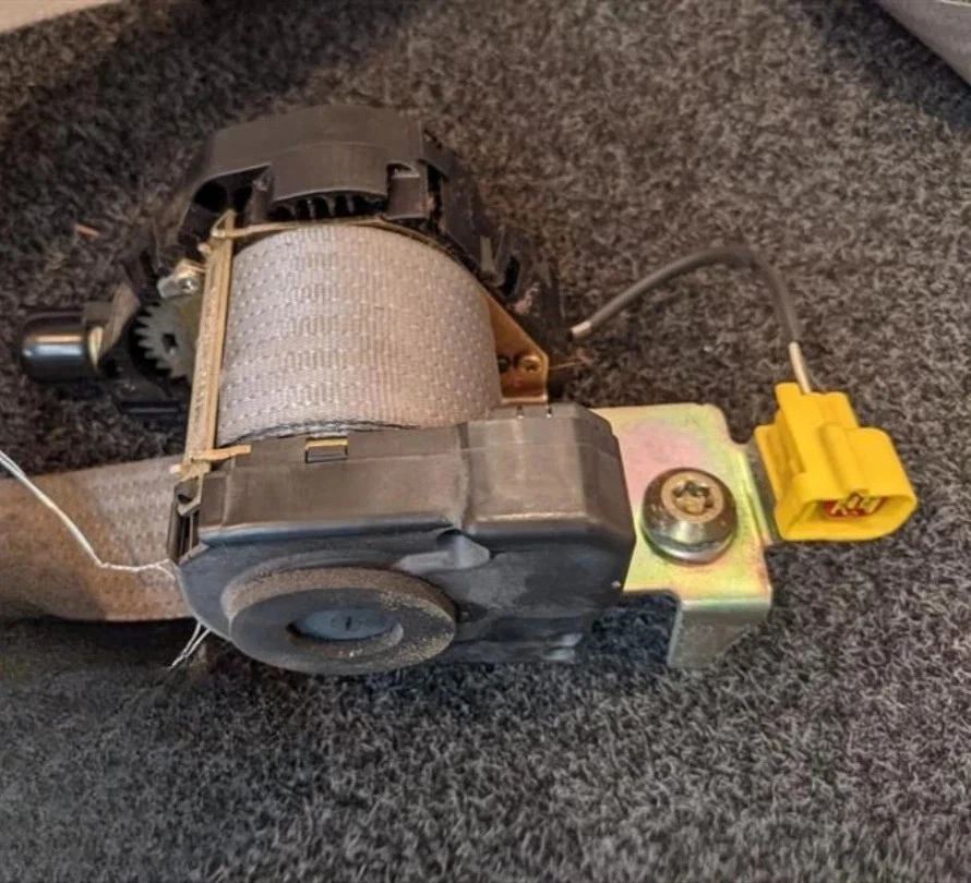 2003-2004 Ford Excursion F250 F350 Left Driver Seat Belt Retractor Assembly Gray Foto 2 de 4