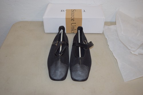 Women's Bisel Black Mesh Ballet Flats With Strap 7.5