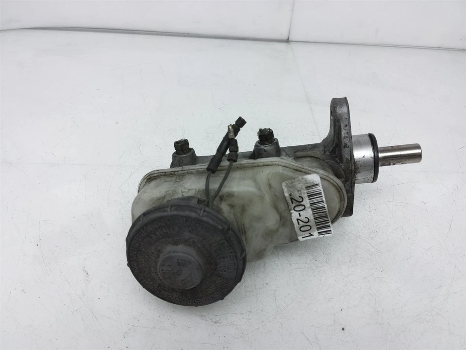 Cilindro maestro de refuerzo de freno Acura Cl 2001 2002 2003 OEM 46100-S0k-A03 Foto 3 de 4