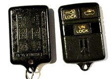Keyless Entry Remote Oem Oldsmobile 98 Ninety-eight 1993 Car Key Fob Id Abo0303t