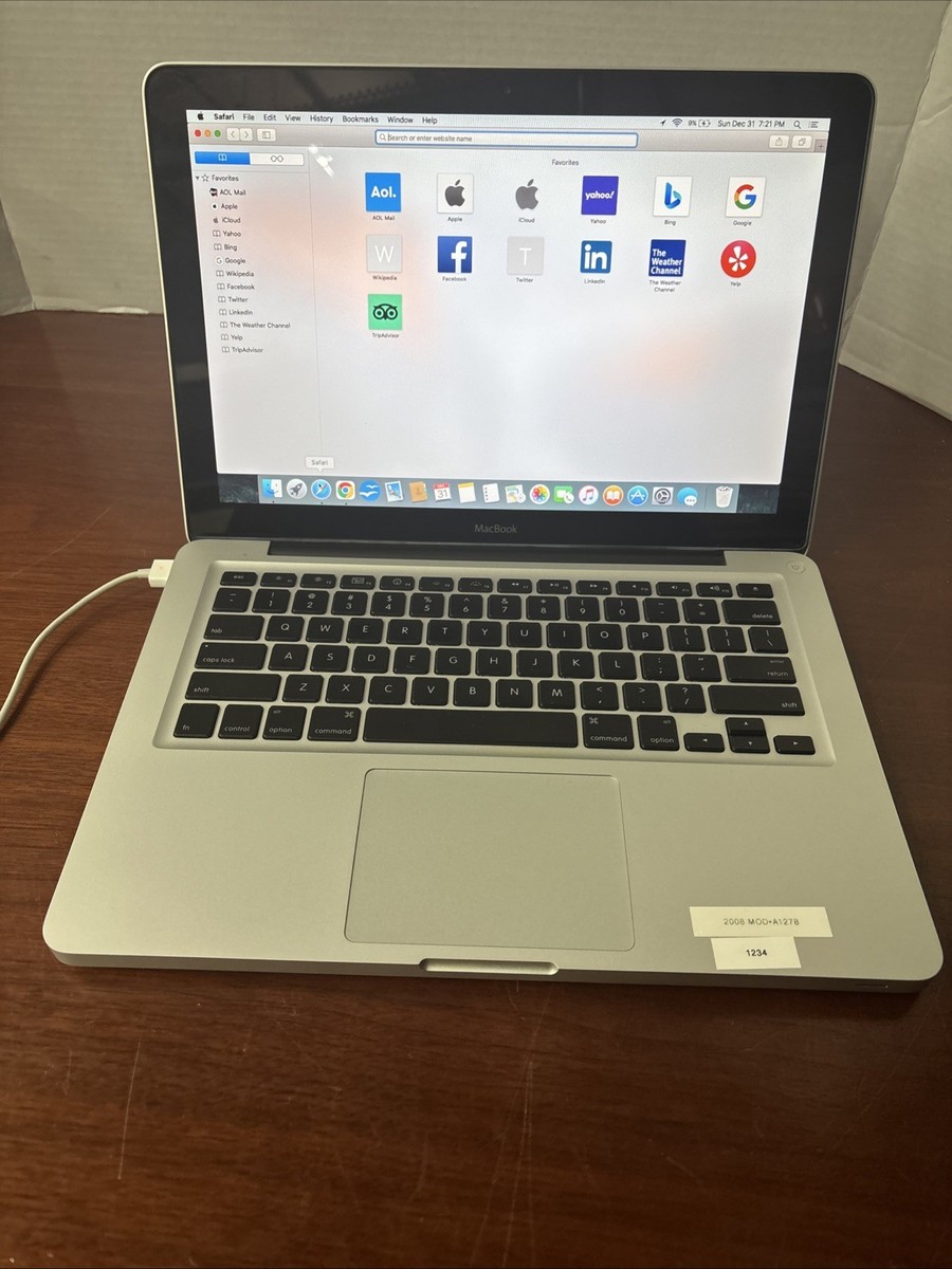 Late 2008 Apple MacBook Aluminum 13