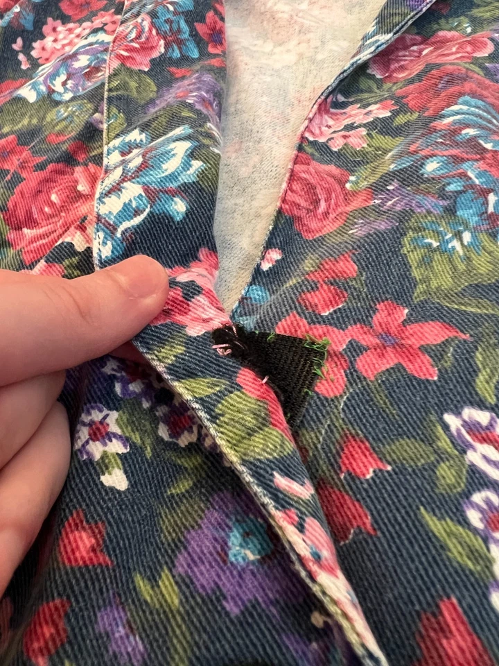 Chaleco Denim Floral Valle Napa 2XL Boho Flor Artística Estampado Rosa Boho Años 90 De Colección Foto 3 de 4