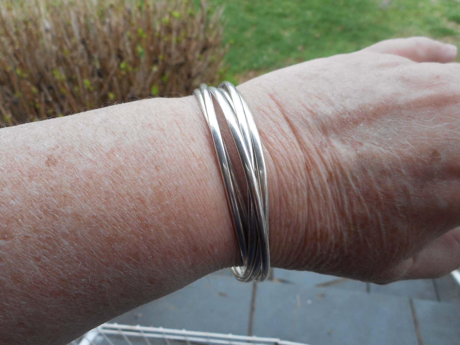 Single Sterling Silver Bangle Bracelet Composed o… - image 14