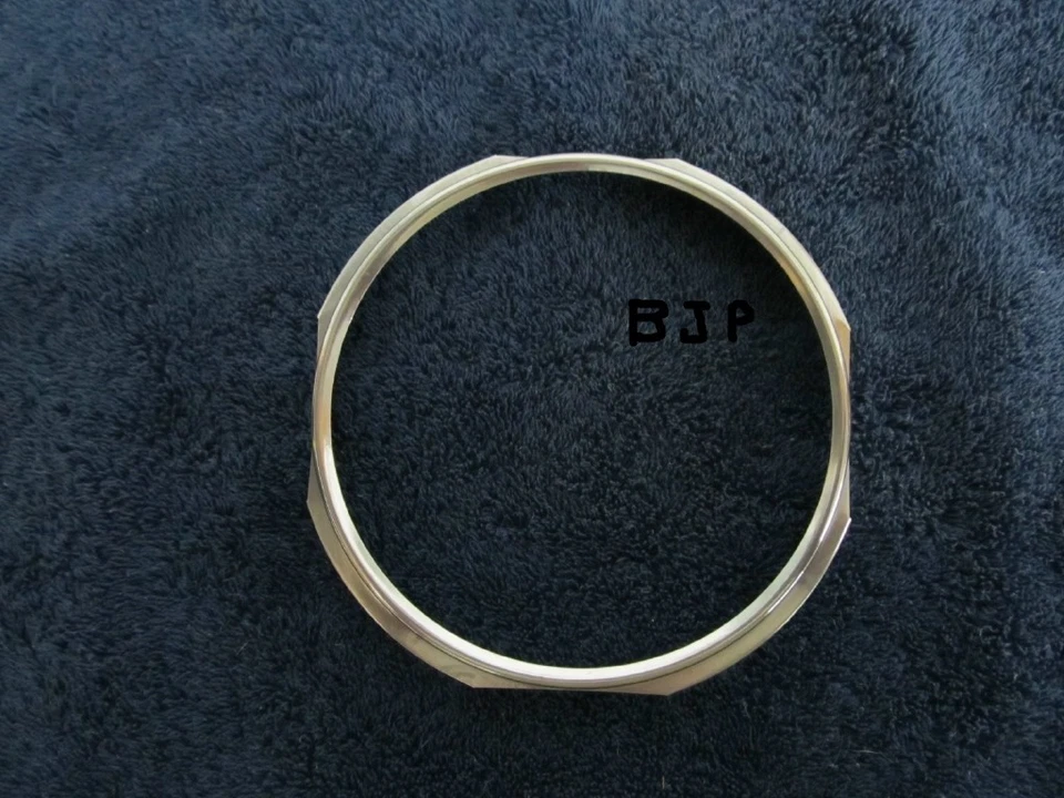 SE ADAPTA A JEEP CJ3B CJ5 CJ6 CJ7 CJ8 WILLYS CAMIÓN VAGÓN VELOCÍMETRO BISEL 1955-1986 Foto 2 de 2