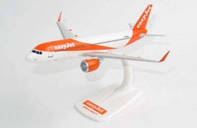 New! PPC 222932 Airbus A320neo EasyJet, reg. G-UZLM  - 1:200 snap-fit model