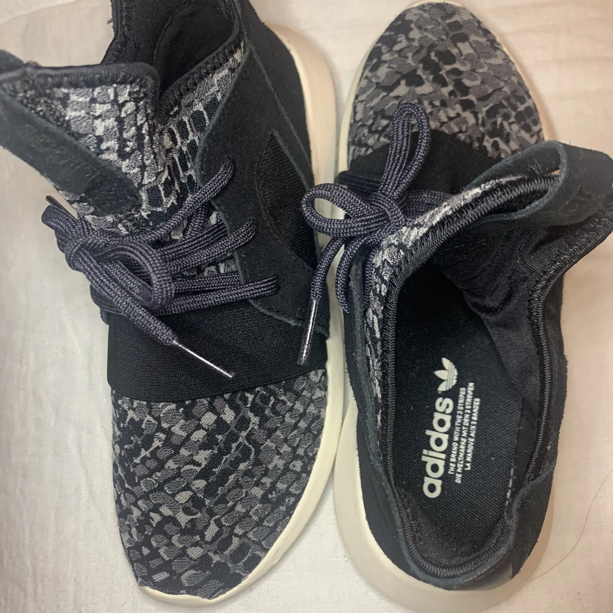 Adidas tubular cheap snake
