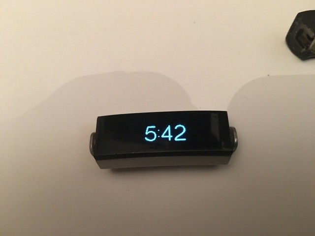 Fitbit: FB406 Alta Fitness Wristband Fitness Tracker + Charger + Sm + Fast Ship | eBay