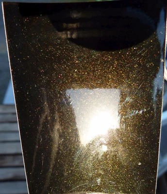 Peinture carrosserie: 0,5L base à vernir solvant Noir nacré doré prêt à l'emploi