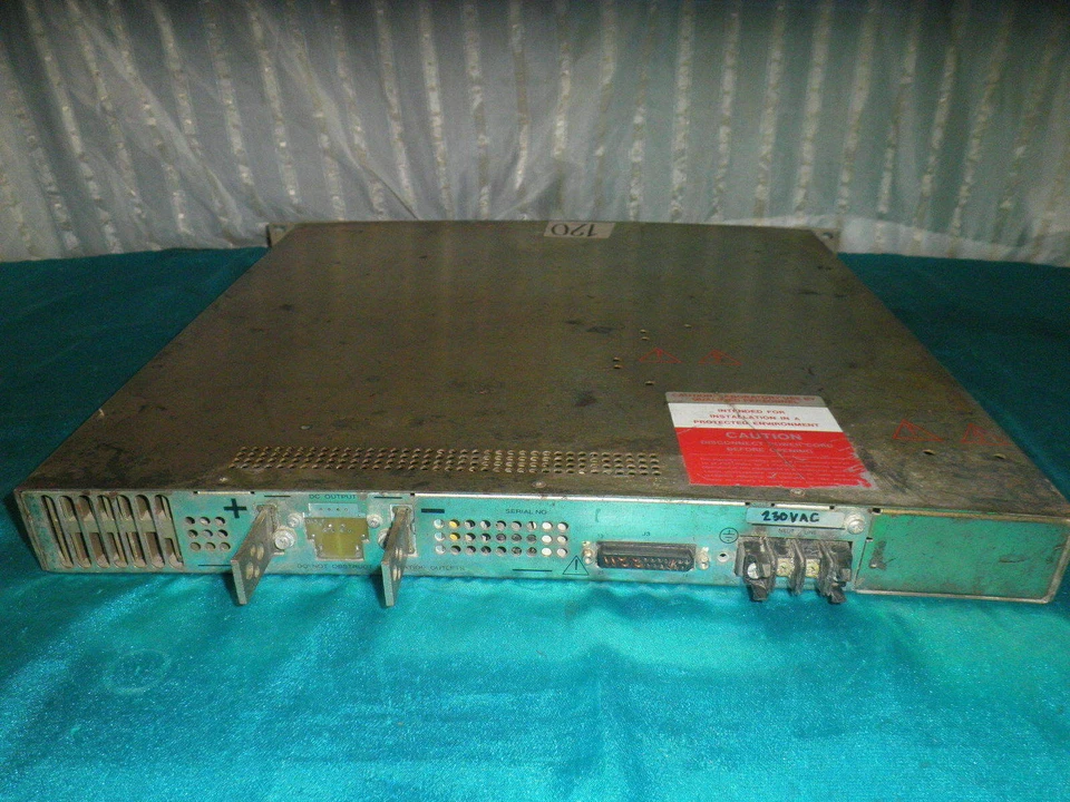 Fuente de alimentación Sorensen DCS33-EM47 DCS33EM47 230VAC Foto 3 de 3