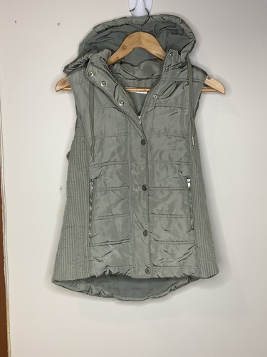 Just Jeans Small Green puffer vest with 