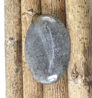 Echter Schwarzer Sonnenstein Oval Gemstone 55.50 Ct AGI Zertifiziert T34979